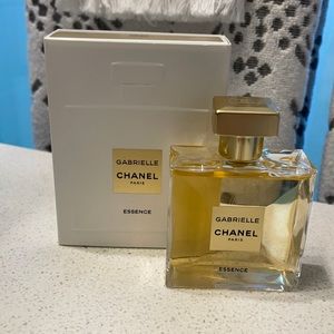CHANEL Gabrielle Essence